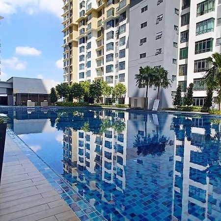 Homestay Arc Cozyhome Austin Hills 4-5Pax Johor Bahru Exterior foto