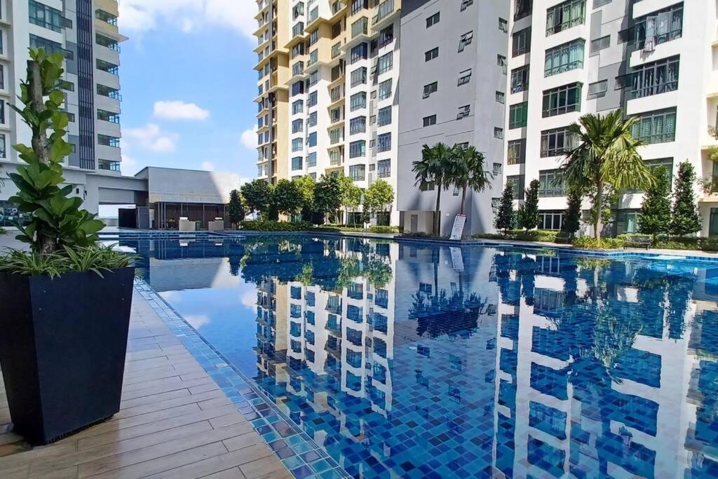 Homestay Arc Cozyhome Austin Hills 4-5Pax Johor Bahru Exterior foto